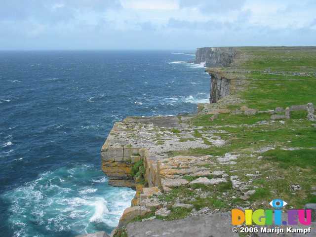 19136 Cliffs at Dun Aonghasa